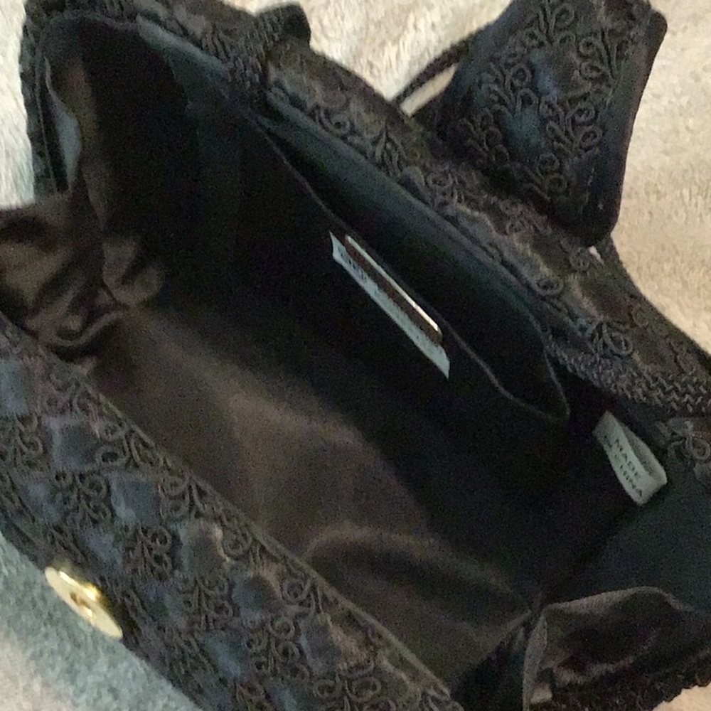 Robinson’s ribbon and lace purse - Picture 4 of 7